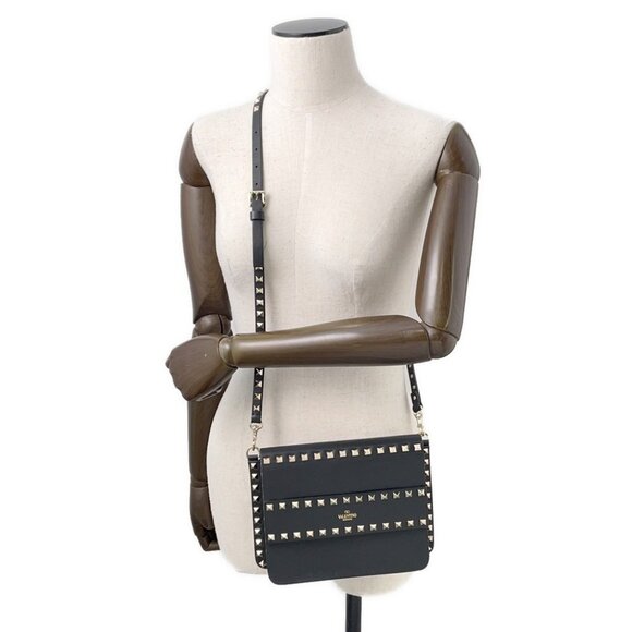 Valentino Garavani RockStudded Shoulder Bag Leather Black - Picture 1 of 16
